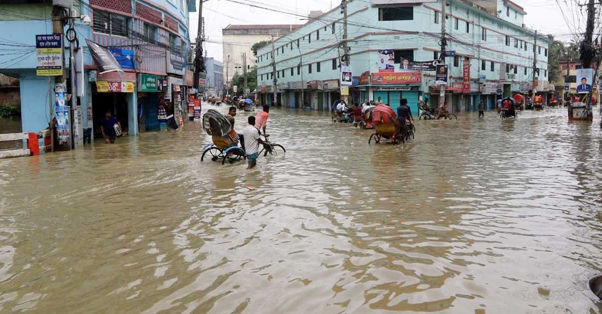 সিলেটে বন্যায় ক্ষতিগ্রস্তদের ৪ কোটি টাকা সহায়তা দিচ্ছে যুক্তরাজ্য