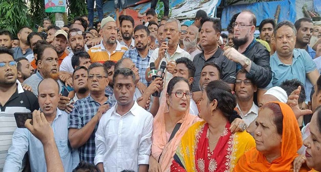 দেশকে অস্থিতিশীল করার ষড়যন্ত্র করছে ভারত: নীরব