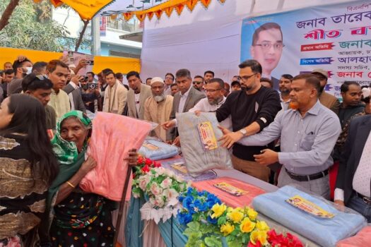 মানুষকে স্বস্তি দিতে অন্তর্বর্তী সরকার ব্যর্থ হচ্ছে : আমিনুল হক