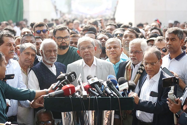 সংস্কার ও নির্বাচন একসাথেই চলতে পারে : মির্জা ফখরুল