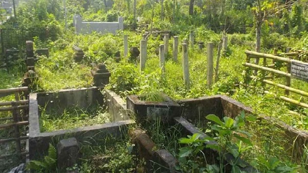 মৃতব্যক্তিকে কবরে সকাল-সন্ধ্যায় যা দেখানো হয়