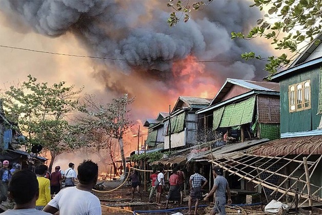 কাচিন রাজ্যে মিয়ানমার জান্তার বিমান হামলা, নিহত ১৫