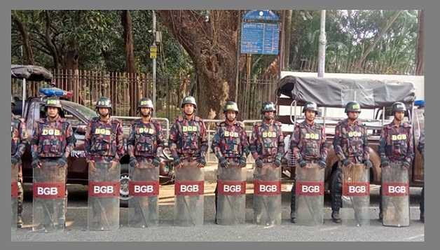 রাজধানীর বিভিন্ন স্থানে বিজিবি মোতায়ন