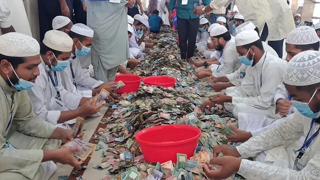 পাগলা মসজিদের দানবাক্সে মিলল রেকর্ড ১৫ কোটি ৯০ লাখ টাকা