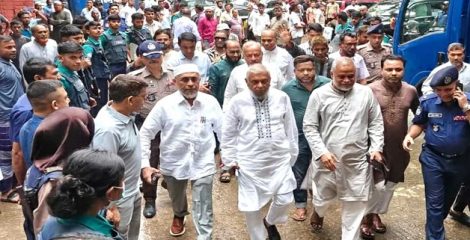 সুরঞ্জিত হত্যাচেষ্টা মামলা : আরিফ, গৌছ ও বাবর খালাস