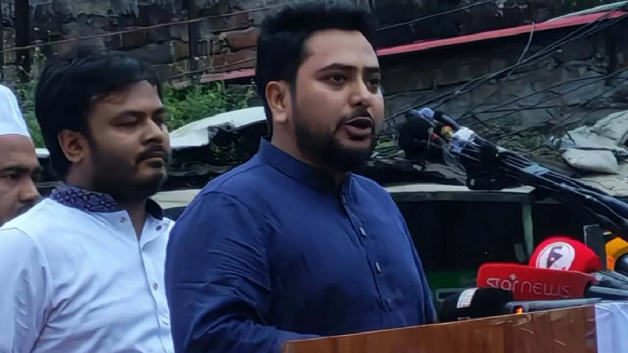 আ.লীগ ও বিএনপির বিরুদ্ধে সমানভাবে লড়াই চালিয়ে যেতে হবে: ১১ দলের সমাবেশে নাহিদ