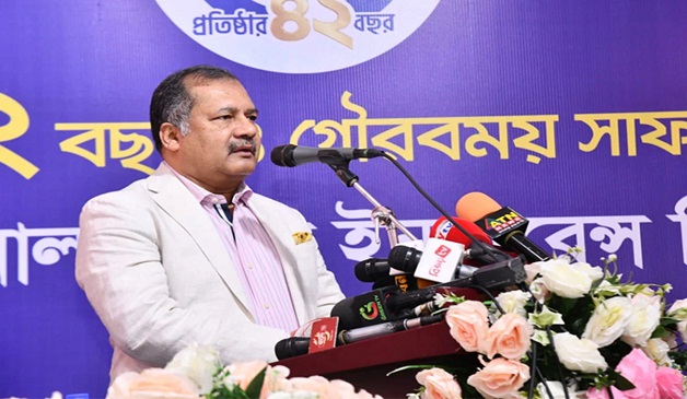 অর্থনীতির গতি বাড়াতে বীমা খাতকে আইনি কাঠামোয় আনার তাগিদ তথ্যমন্ত্রীর