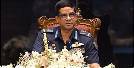 দেশের আকাশ প্রতিরক্ষা ব্যবস্থায় সক্ষমতা বৃদ্ধির কৌশল চলছে: বিমানবাহিনী প্রধান