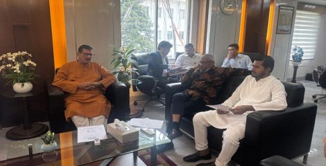 প্রবাসী কার্ডধারীদের ভূমি সেবা সহজ করতে ভূমিমন্ত্রীর নির্দেশ