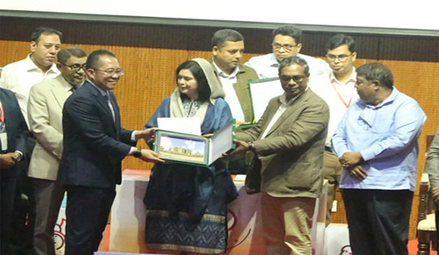 যেকোনো দুর্যোগে দল-মতের ঊর্ধ্বে উঠে কাজ করতে হবে: জুবাইদা রহমান