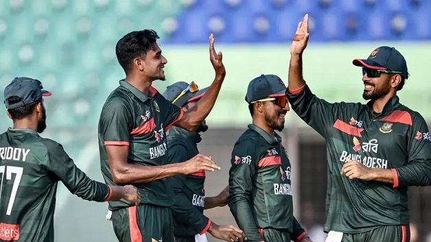 টস জিতে জিম্বাবুয়েকে ব্যাটিংয়ে পাঠাল বাংলাদেশ