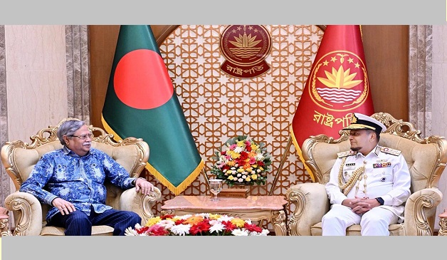 রাষ্ট্রপতির সঙ্গে বিদায়ী নৌপ্রধানের সৌজন্য সাক্ষাৎ