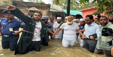 বিপন্ন মানুষের পাশে দাঁড়াতে এসেছি : জামায়াত আমির