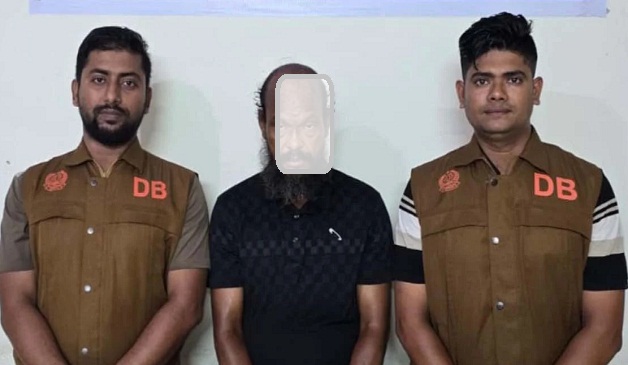 মাদকবিরোধী অভিযানে ২৪ মামলার পলাতক আসামি গ্রেফতার