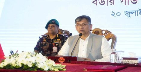 বিজিবিকে দেশপ্রেম ও পেশাদারিত্বের সঙ্গে দায়িত্ব পালনের আহ্বান স্বরাষ্ট্রমন্ত্রীর