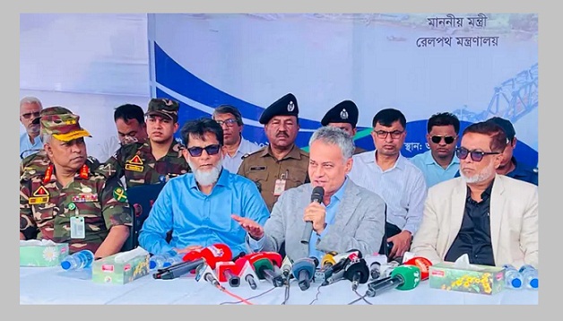 পদ্মা রেল সেতুর মাটি কাটা প্রকল্পের নকশা ও চুক্তিরই অংশ : রেলমন্ত্রী