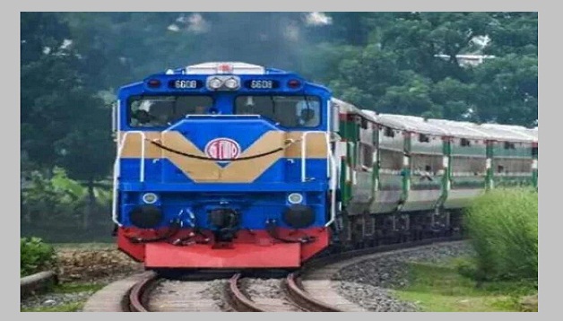 ভাড়া না বাড়িয়েও রেলওয়ের আয় বেড়েছে ২২১ কোটি টাকা