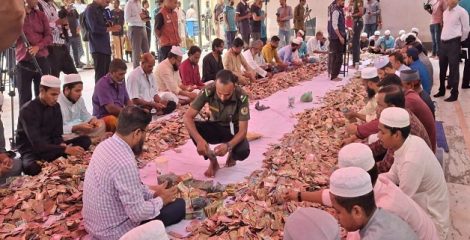 তৃতীয়বারের মতন শাহ্জালালের দরগার দানবাক্স খোলা হলো, গণনা শুরু
