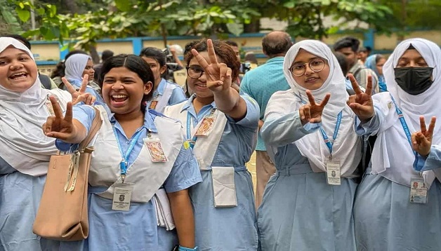 এসএসসি ও সমমানের ফল প্রকাশ, পাসের হার ৬২.২৫ শতাংশ