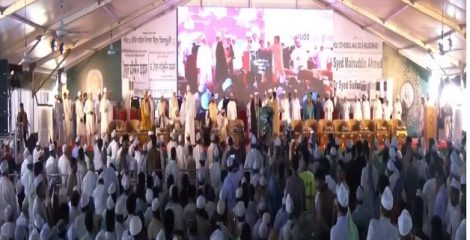 ঈদে মিলাদুন্নবী উদযাপনে সোহরাওয়ার্দী উদ্যানে হাজারো মানুষ