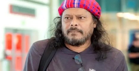 হোটেল কক্ষ নোংরা করার অভিযোগ, যা বললেন জেমসের ম্যানেজার