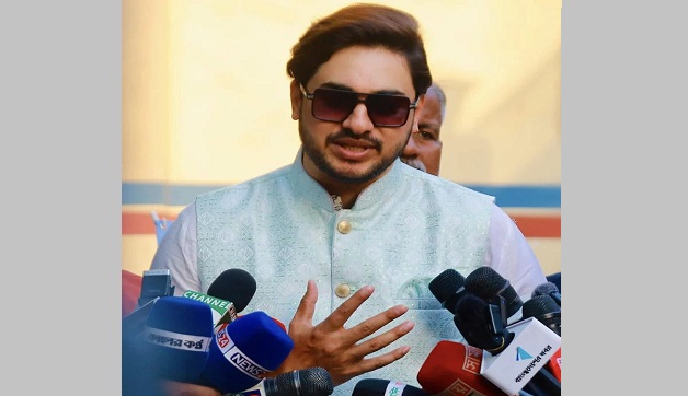 চলচ্চিত্রের ১৯ সংগঠনের মুখপাত্র হলেন জয় চৌধুরী