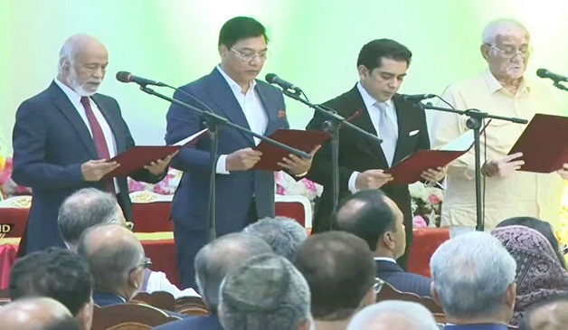 শপথ নিলেন নতুন ৪ মন্ত্রী, ২ প্রতিমন্ত্রী