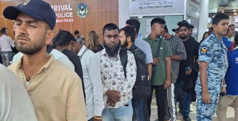 লিবিয়া থেকে দেশে ফেরত এসেছে আরও ৩৪০ বাংলাদেশি