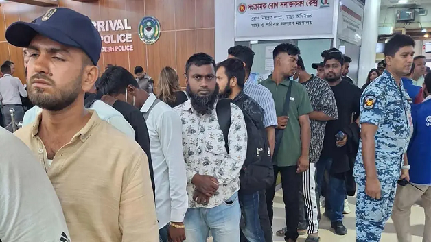 লিবিয়া থেকে দেশে ফেরত এসেছে আরও ৩৪০ বাংলাদেশি