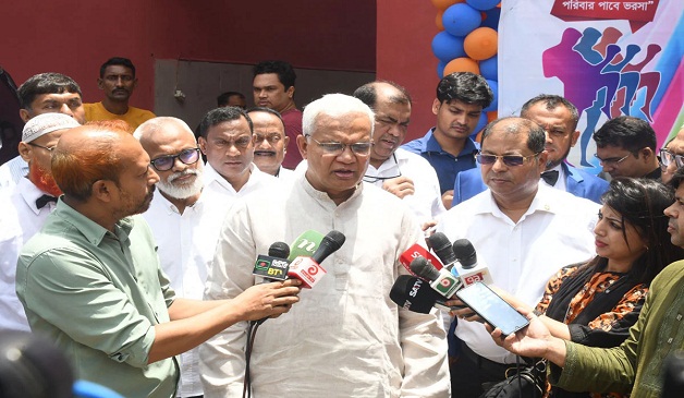 খেলাকে পেশা হিসেবে প্রতিষ্ঠার লক্ষ্যে কাজ করছে সরকার