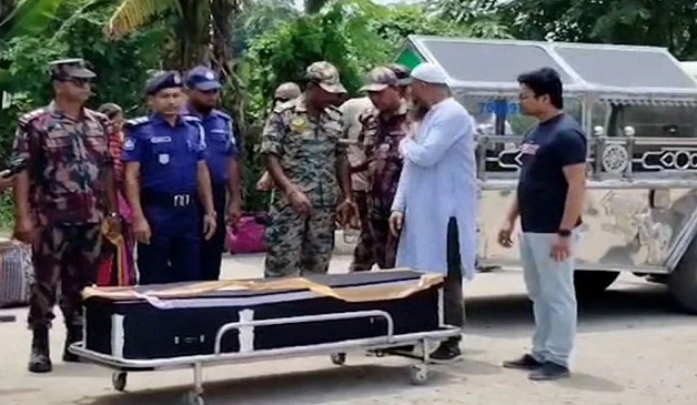 কলকাতায় অগ্নিকাণ্ডে নিহত আলিমুজ্জামানের মরদেহ দেশে পৌঁছেছে