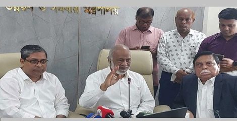 দায়িত্ব নিয়েই মঈন খানের হুঁশিয়ারি, দুর্নীতিতে জড়িতদের ছাড় নয়