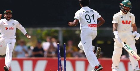 হাসানের আঘাতে শুরুতেই ‘চাপে’ অস্ট্রেলিয়া