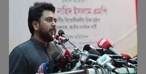 হাসিনাকে এয়ারপোর্ট থেকে সরাসরি ফাঁসির মঞ্চে নেওয়া হবে: নাহিদ ইসলাম