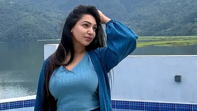 ফেসবুক পোস্টে প্রভা ভালোবাসার দামে নিজের শান্তি খোয়ানো ঠিক নয়