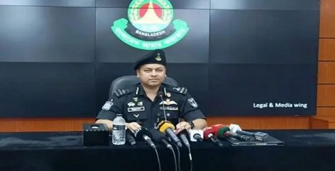 এক মাসে ১০৪ অস্ত্র উদ্ধার, গ্রেপ্তার ৬০: র‍্যাব