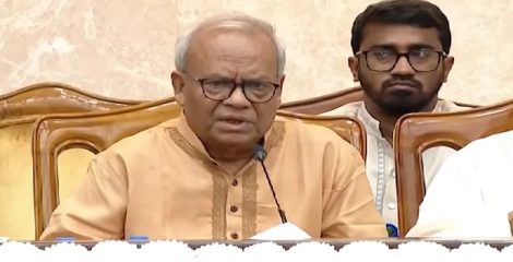 একটি ভগ্নস্তূপের ওপর দাঁড়িয়ে দেশ গড়ছে সরকার : রিজভী