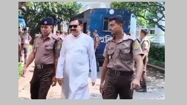 জুলাই হত্যাযজ্ঞ : সাবেক এমপি-মন্ত্রীসহ ১০ জন ট্রাইব্যুনালে