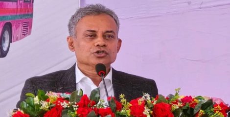 ঢাকায় ২০০ ইভি বাস কিনছে সরকার, নারীদের জন্য ১০০টি : সড়কমন্ত্রী