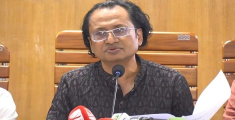 জ্বালানি সংকট নিরসনে সরকার সর্বোচ্চ চেষ্টা করছে : তথ‍্য উপদেষ্টা