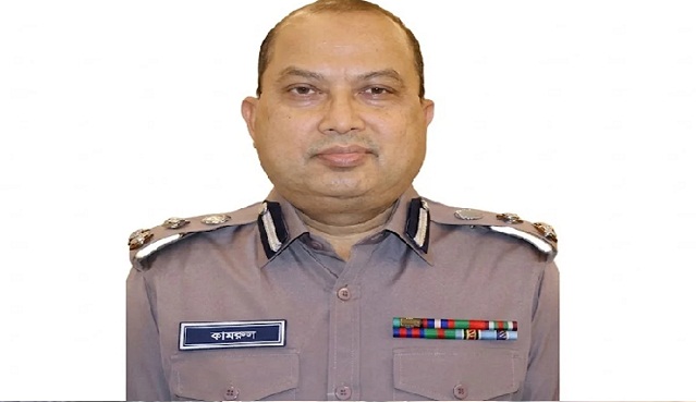 এসবি প্রধানের দায়িত্ব পেলেন কামরুল আহসান