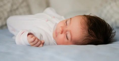 বৃষ্টির দিনে কি শিশুরা বেশি ঘুমায়?