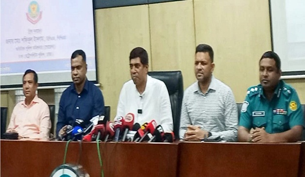 অস্ত্রধারী-চাঁদাবাজদের ছাড় নয় : ডিবি