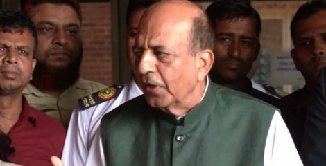 প্রধানমন্ত্রী বুদ্ধিমান মানুষ, সফরের সিদ্ধান্ত তার ওপর: ভারতীয় হাইকমিশনার