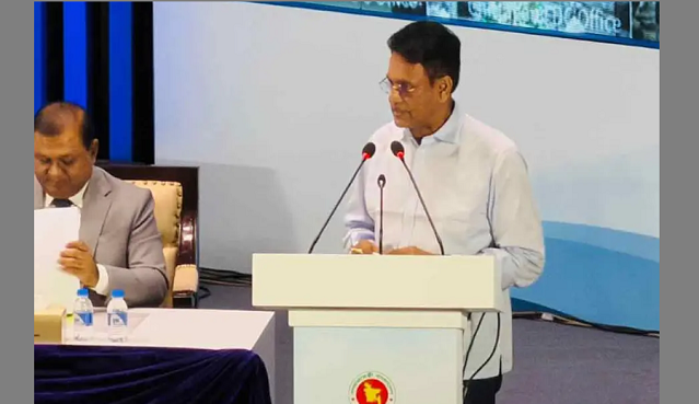 আমি এবং আমার স্ত্রী— উভয়েরই বিদেশে ক্যারিয়ার-নাগরিকত্বের সুযোগ ছিল, কিন্তু থাকিনি