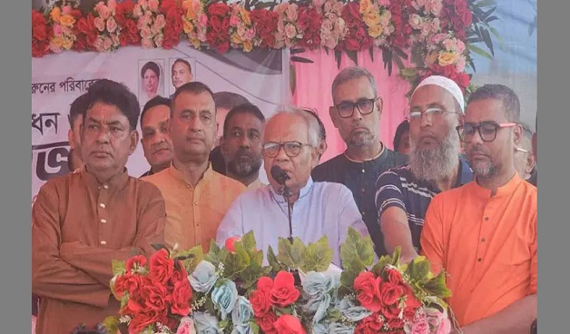 বিএনপি মানুষের স্বার্থে ও মানবতার পক্ষে রাজনীতি করে : রিজভী