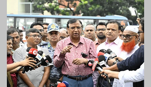 পল্টন-গুলিস্তান-নর্থ সাউথ রোডের মূল সড়ক হকারমুক্ত ঘোষণা