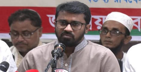 পাটওয়ারীকে গ্রেফতার করে রিমান্ডে নিলেই বের হবে, ককটেল মারছে কারা: রাশেদ খাঁন