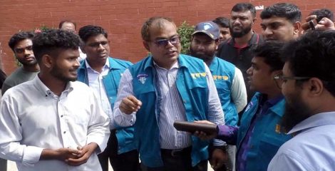 জামালপুর পাসপোর্ট অফিসে দুদকের অভিযান