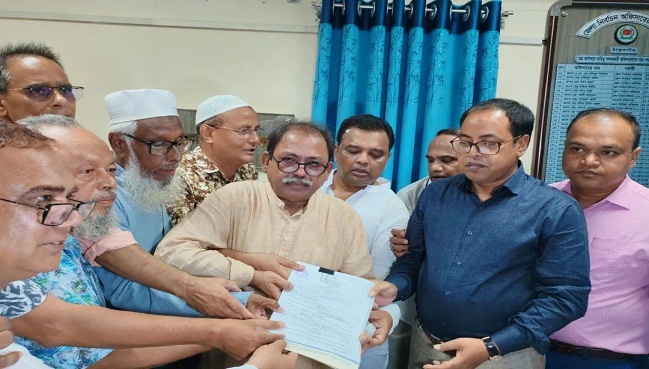 ঠাকুরগাঁও-১ উপনির্বাচনে মনোনয়ন জমা দিলেন মির্জা ফয়সল আমিন